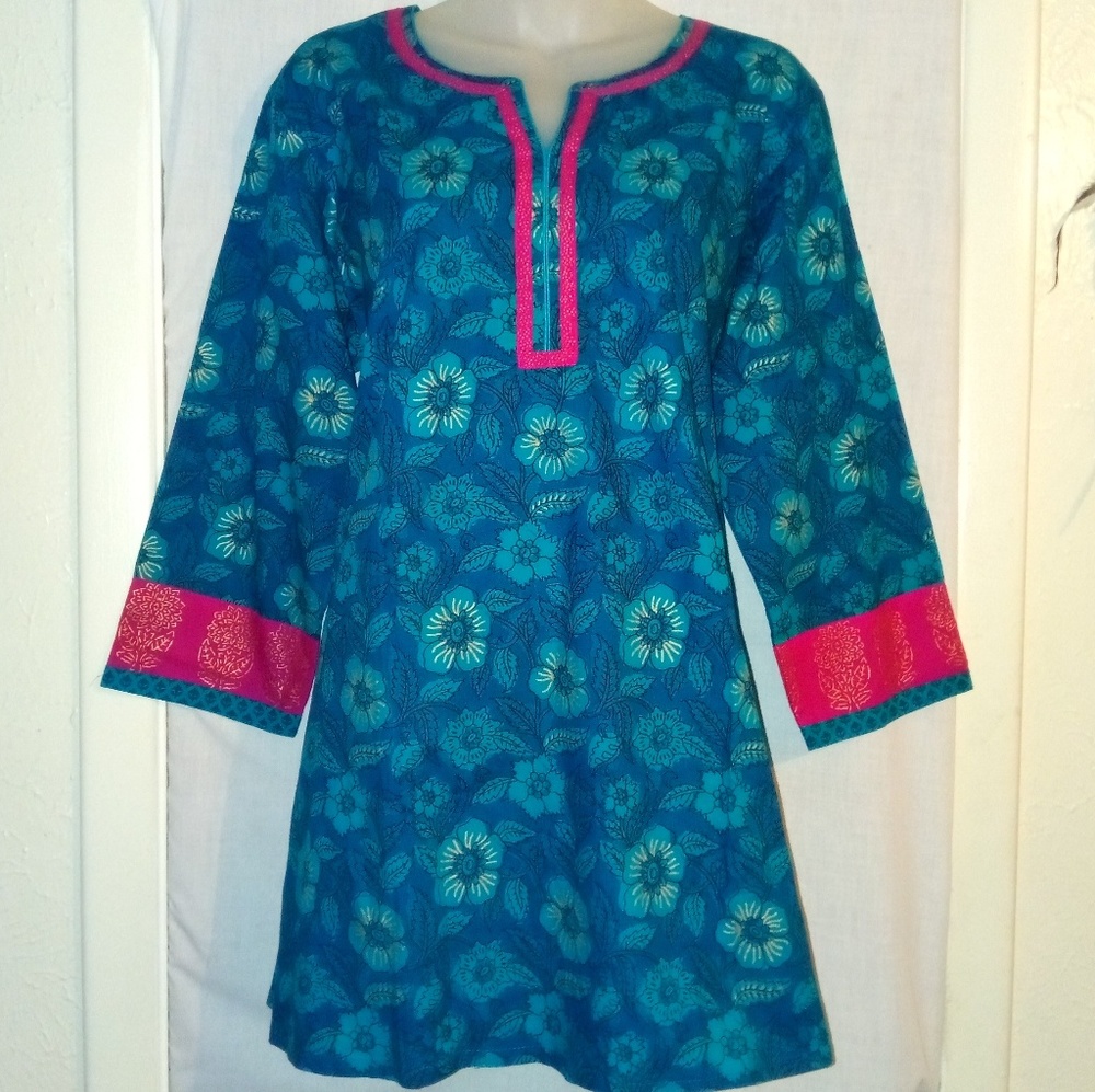 Sabhyata 🎉HP🎉Beautiful Floral Kurta Tunic